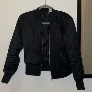 Divided by H&M Black Quilted Bomber Jacket Size Small